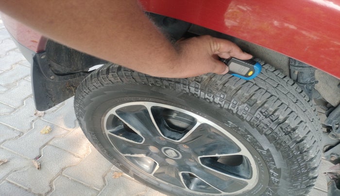 2017 Renault Duster 110 PS RXZ 4X2 AMT DIESEL, Diesel, Automatic, 80,254 km, tyre