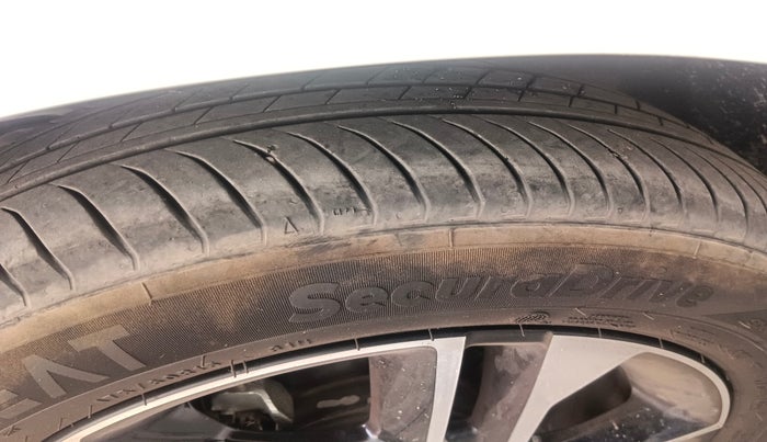 2025 Tata Tiago XZ PLUS PETROL, Petrol, Manual, 8,237 km, tyre