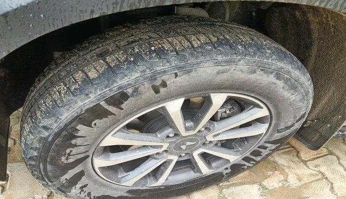 2024 Mahindra SCORPIO-N Z8 PETROL MT 7 STR, Petrol, Manual, 19,352 km, tyre