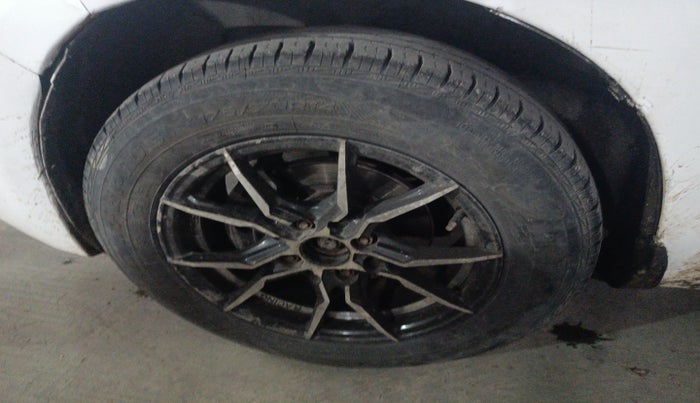 2013 Chevrolet Sail 1.3 LS ABS, Diesel, Manual, 1,19,204 km, tyre