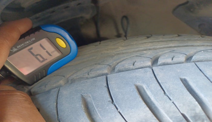 2013 Hyundai i20 SPORTZ 1.4 CRDI, Diesel, Manual, 1,73,082 km, tyre