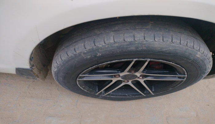 2013 Maruti Swift VDI, Diesel, Manual, 1,26,343 km, tyre
