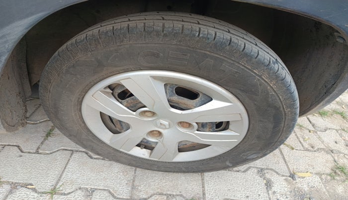 2018 Renault Kwid RXT 0.8 (O), Petrol, Manual, 86,862 km, tyre