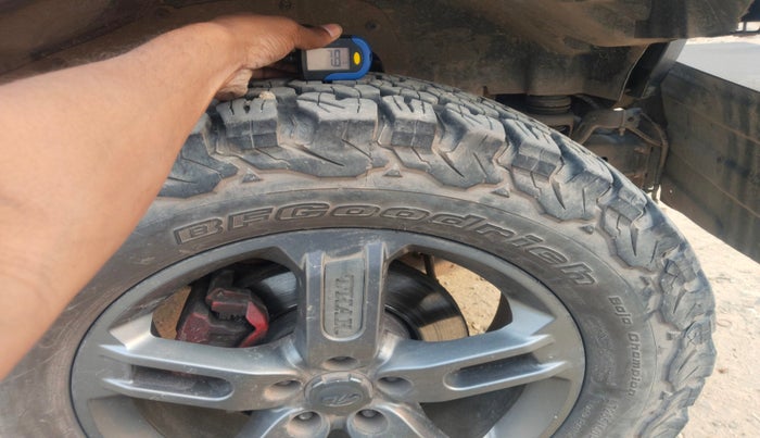 2021 Mahindra Thar LX PETROL HT 4WD AT, Petrol, Automatic, 50,278 km, tyre