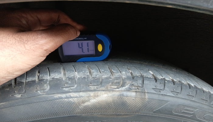 2023 Honda City 1.5L I-VTEC ZX CVT, Petrol, Automatic, 20,590 km, tyre