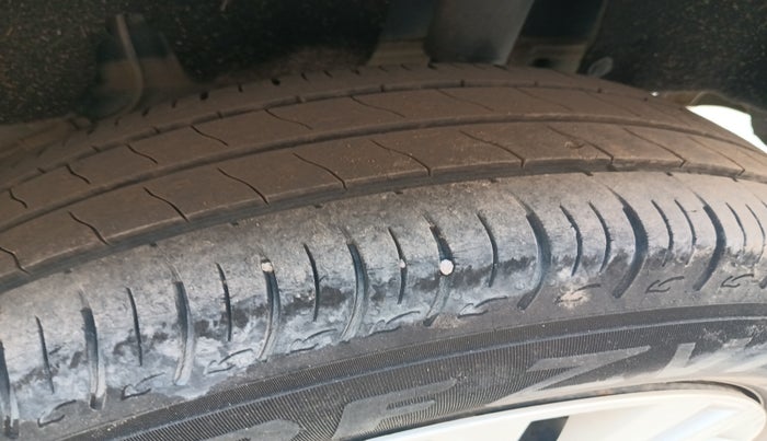 2020 Maruti Baleno DELTA CVT PETROL 1.2, Petrol, Automatic, 88,380 km, tyre