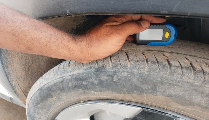 2021 Nissan MAGNITE XE, Petrol, Manual, 41,851 km, tyre