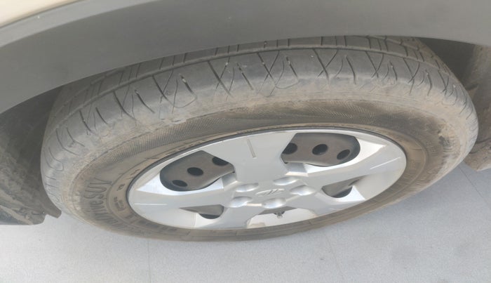 2020 Mahindra XUV300 W6 1.5 DIESEL AMT, Diesel, Automatic, 85,916 km, tyre