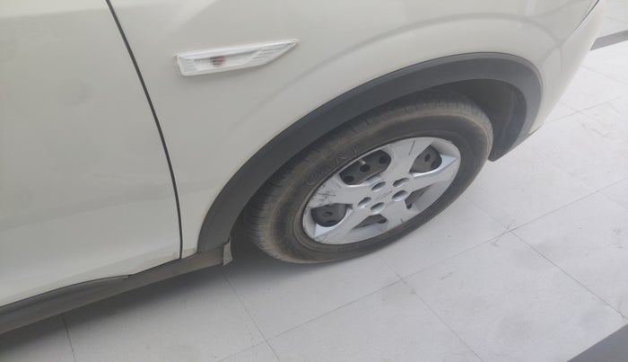 2020 Mahindra XUV300 W6 1.5 DIESEL AMT, Diesel, Automatic, 85,916 km, tyre