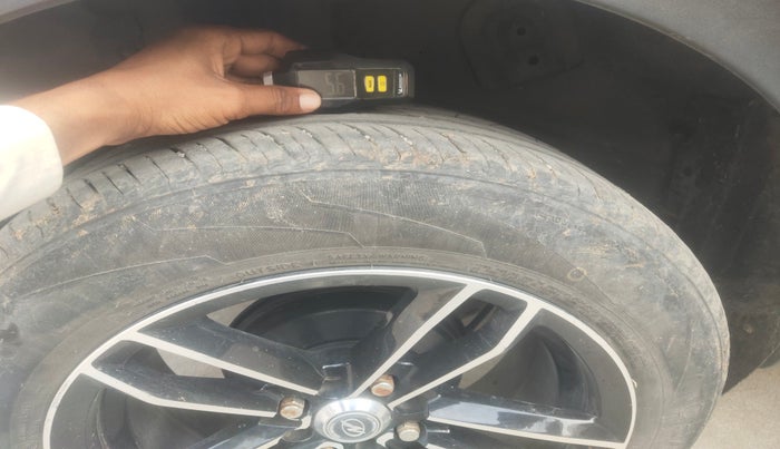 2018 Tata NEXON XM PETROL, Petrol, Manual, 59,897 km, tyre