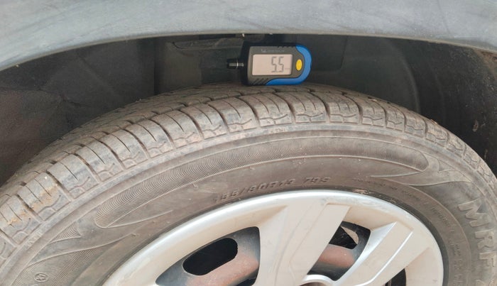 2017 Renault Kwid RXL, Petrol, Manual, 40,089 km, tyre