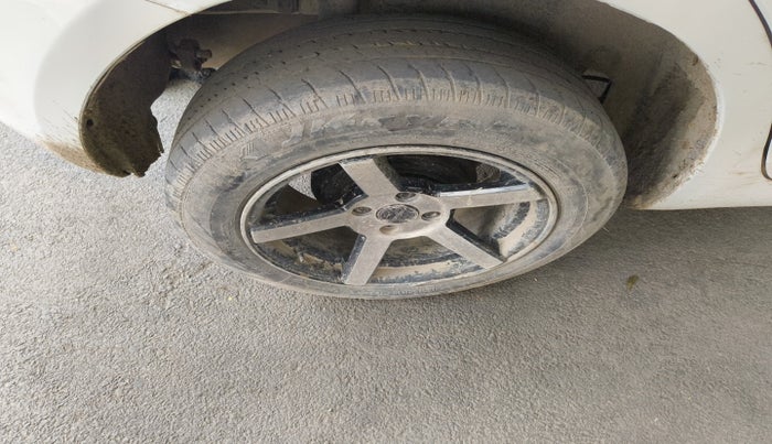 2015 Maruti Swift VDI ABS, Diesel, Manual, 1,01,162 km, tyre