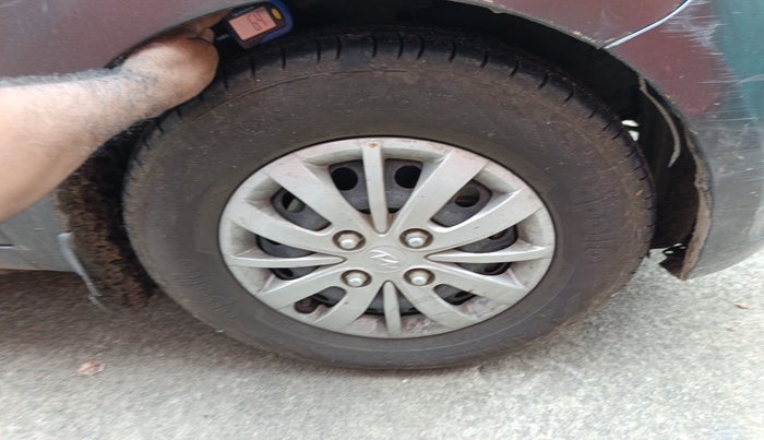 2013 Hyundai i10 MAGNA 1.1, Petrol, Manual, 92,996 km, tyre