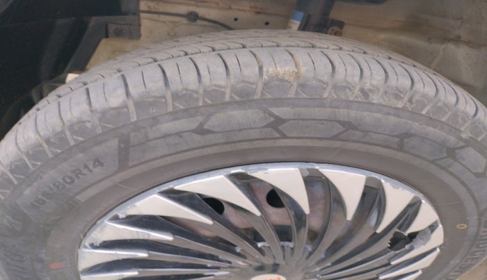 2015 Maruti Swift VDI, Diesel, Manual, 1,09,348 km, tyre