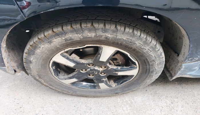 2023 Mahindra SCORPIO CLASSIC S11 7STR, Diesel, Manual, 42,721 km, tyre