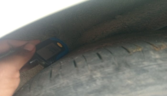 2014 Hyundai Verna FLUIDIC 1.6 CRDI SX, Diesel, Manual, 1,42,052 km, tyre