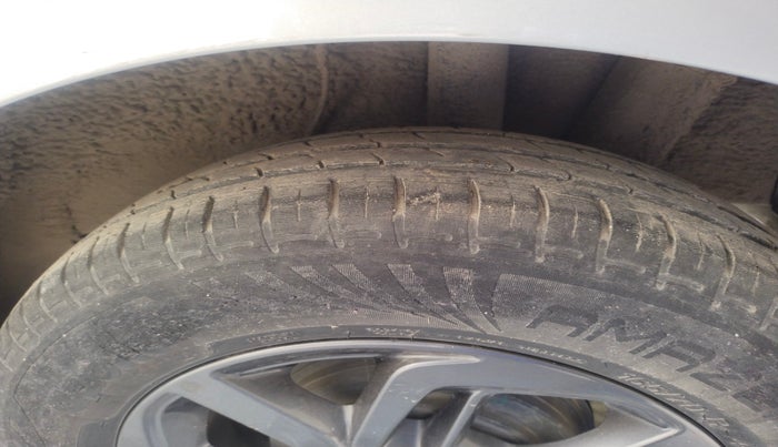 2021 Hyundai GRAND I10 NIOS SPORTZ 1.2 KAPPA VTVT CNG, Petrol, Manual, 38,221 km, tyre