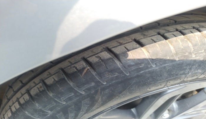 2021 Hyundai GRAND I10 NIOS SPORTZ 1.2 KAPPA VTVT CNG, Petrol, Manual, 38,221 km, tyre