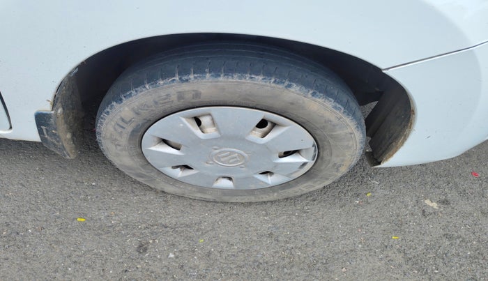 2017 Maruti Wagon R 1.0 LXI CNG, Petrol, Manual, 71,566 km, tyre