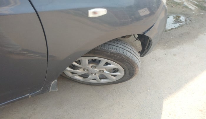 2017 Hyundai Grand i10 SPORTZ U2 1.2 CRDI, Diesel, Manual, 1,17,643 km, tyre