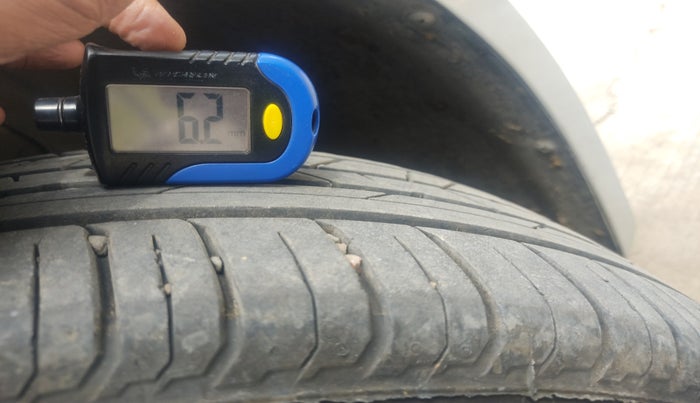 2015 Hyundai Elite i20 ASTA 1.2, Petrol, Manual, 46,786 km, tyre