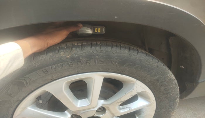 2019 Mahindra Kuv100 K8 6 STR, Petrol, Manual, 68,125 km, tyre