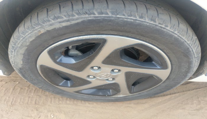 2022 Hyundai Verna S PLUS 1.5 VTVT, Petrol, Manual, 45,678 km, tyre