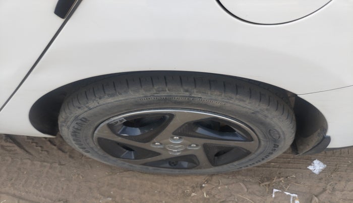 2022 Hyundai Verna S PLUS 1.5 VTVT, Petrol, Manual, 45,678 km, tyre