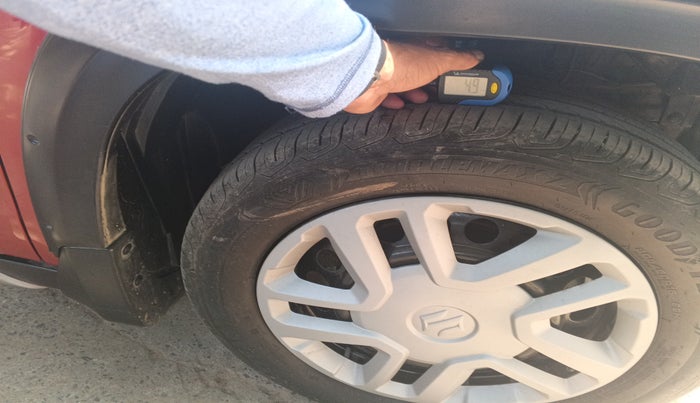 2017 Maruti Vitara Brezza LDI (O), Diesel, Manual, 82,477 km, tyre