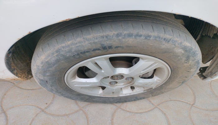 2012 Hyundai i20 SPORTZ 1.4 CRDI, Diesel, Manual, 1,29,038 km, tyre