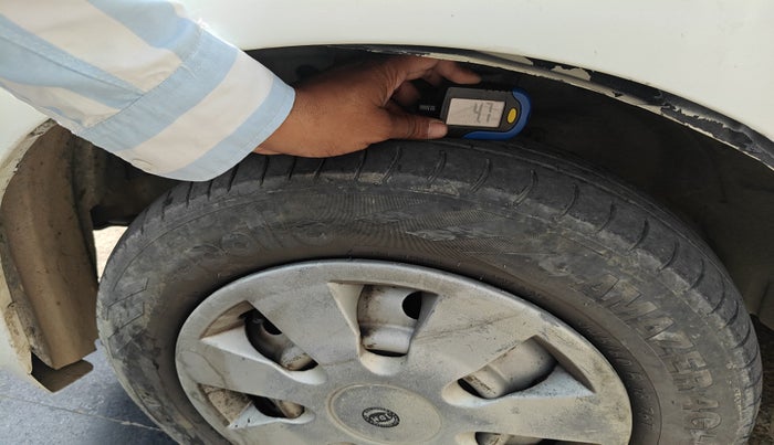 2016 Maruti Wagon R 1.0 LXI CNG, Petrol, Manual, 96,090 km, tyre