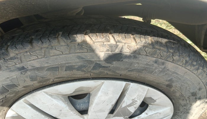 2014 Maruti Alto 800 LXI, Petrol, Manual, 90,022 km, tyre