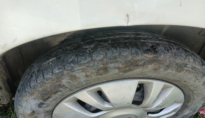 2014 Maruti Alto 800 LXI, Petrol, Manual, 90,022 km, tyre