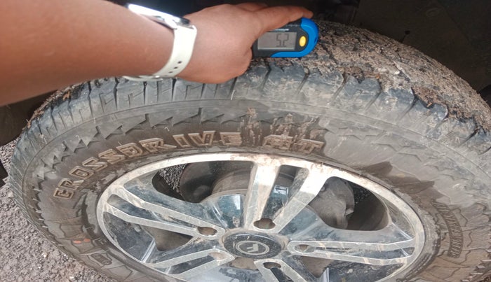 2024 Force Motors GURKHA 5 Door 4WD 7 STR, Diesel, Manual, 4,207 km, tyre