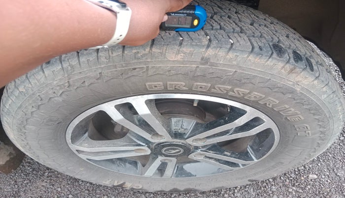 2024 Force Motors GURKHA 5 Door 4WD 7 STR, Diesel, Manual, 4,207 km, tyre