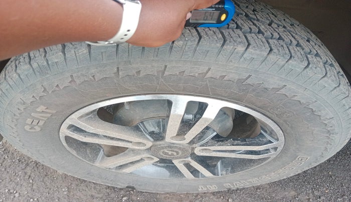 2024 Force Motors GURKHA 5 Door 4WD 7 STR, Diesel, Manual, 4,207 km, tyre