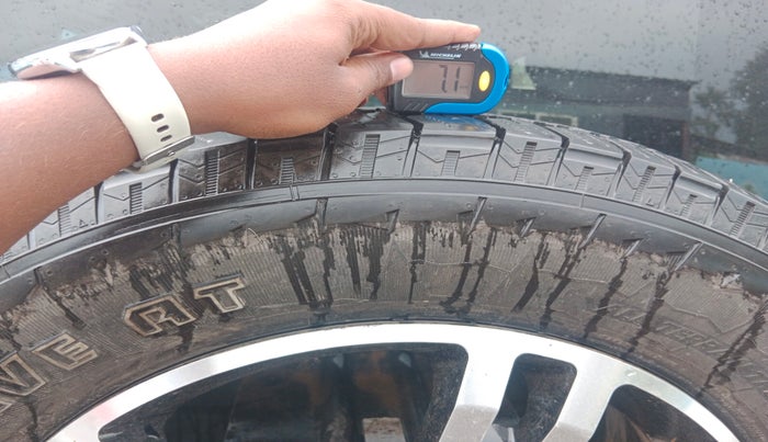 2024 Force Motors GURKHA 5 Door 4WD 7 STR, Diesel, Manual, 4,207 km, tyre