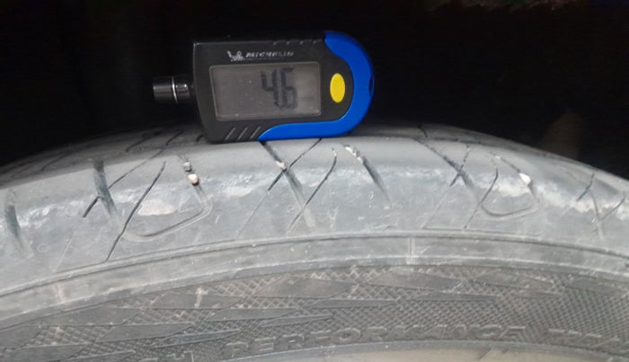 2013 Ford Ecosport TITANIUM 1.5L DIESEL, Diesel, Manual, 1,78,152 km, tyre