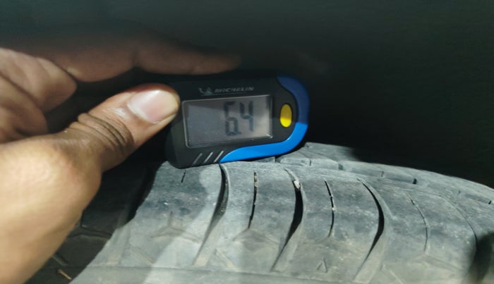 2014 Honda Brio S MT, Petrol, Manual, 58,881 km, tyre