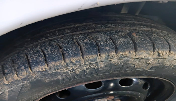 2011 Tata Indigo ECS LX TDI, Diesel, Manual, 2,19,795 km, tyre