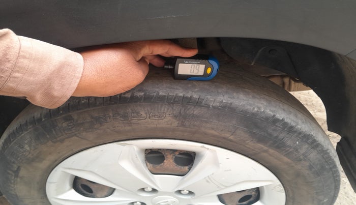 2022 Hyundai Creta E 1.5 PETROL, Diesel, Manual, 65,747 km, tyre