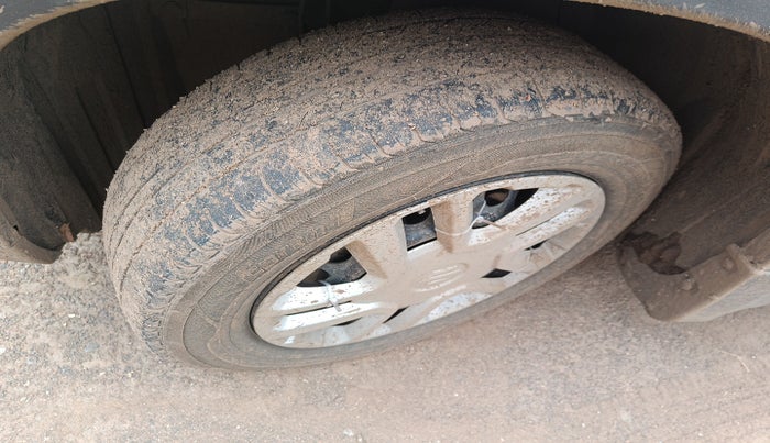 2019 Maruti Vitara Brezza VDI, Diesel, Manual, 1,74,866 km, tyre