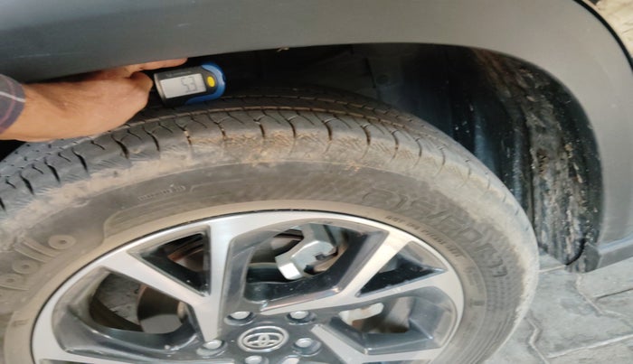 2023 Toyota URBAN CRUISER HYRYDER E NEO DRIVE, Petrol, Manual, 34,262 km, tyre