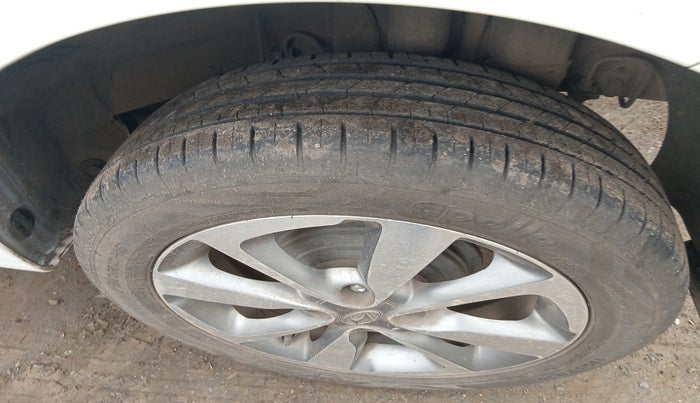 2016 Hyundai Elite i20 ASTA 1.4 CRDI, Diesel, Manual, 98,529 km, tyre