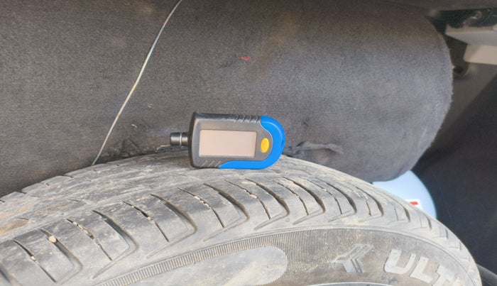 2021 Maruti New Wagon-R LXI CNG (O) 1.0, Petrol, Manual, 81,928 km, tyre