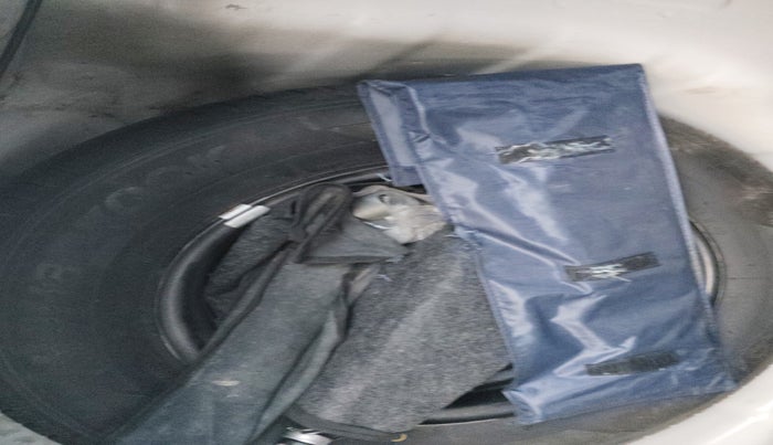 2020 Hyundai NEW SANTRO SPORTZ MT, Petrol, Manual, 34,436 km, tyre