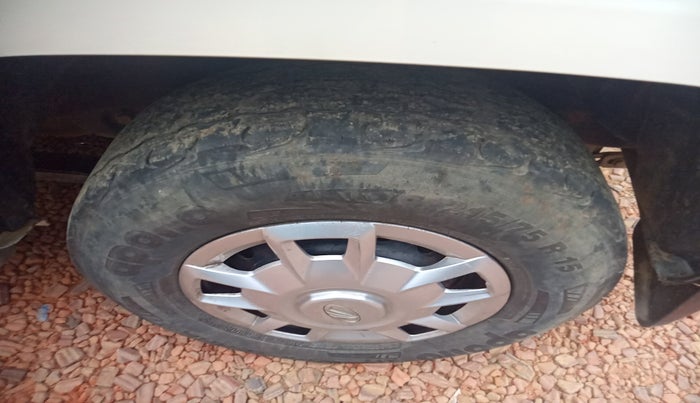 2018 Mahindra TUV300 T6 PLUS, Diesel, Manual, 99,358 km, tyre