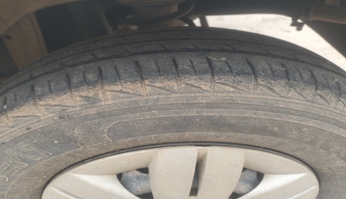 2019 Maruti Alto 800 LXI, Petrol, Manual, 61,360 km, tyre