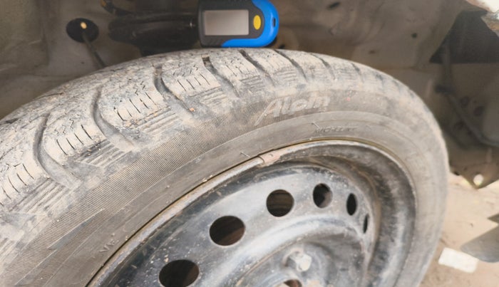 2012 Maruti Wagon R 1.0 VXI, Petrol, Manual, 40,927 km, tyre