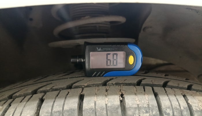 2023 Maruti Dzire VXI, Petrol, Manual, 32,671 km, tyre